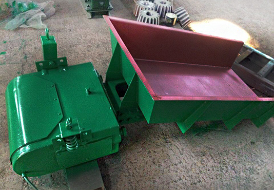 ZG Series Electromagnetic Vibrating Feeder for mining, crushing, screening, batching and bulk material feeding